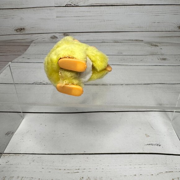 Vintage 1980s Yellow Hippo Finger Grabber Puppet Clip Hugger Plush Toy 3 1/2" in - Picture 6 of 7